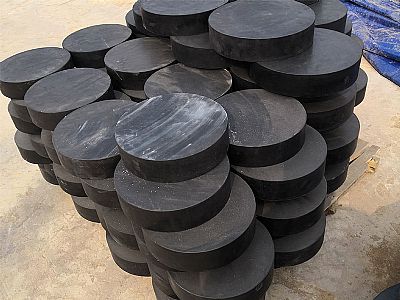 平定县板式橡胶支座由若干层橡胶片与薄钢板经加压硫化
